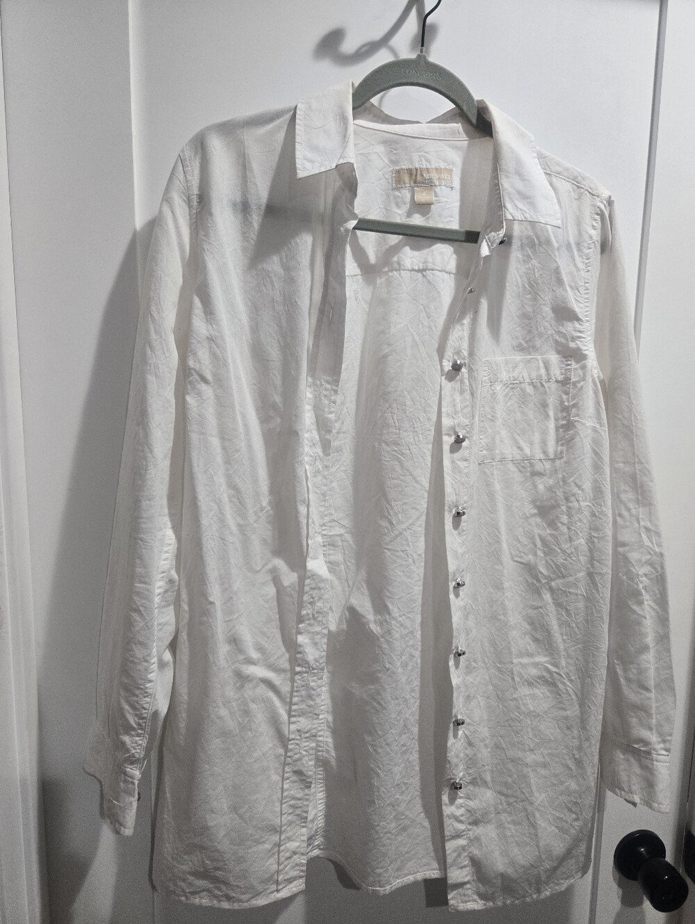Women's White Button-Up Shirt - Size 7